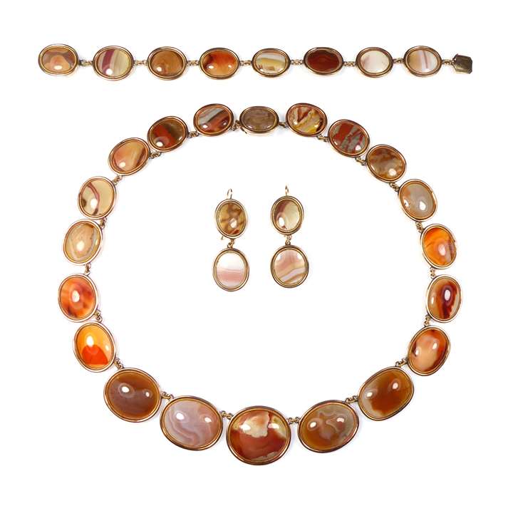 Banded agate and gold collet suite of necklace, bracelet and pair of earrings